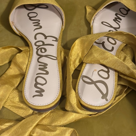 Sam Edelman Gold Lace Up Flats Size 81/2 - Picture 6 of 9